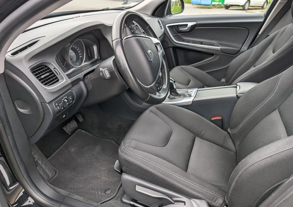 Volvo S60 cena 47050 przebieg: 254000, rok produkcji 2015 z Oświęcim małe 172